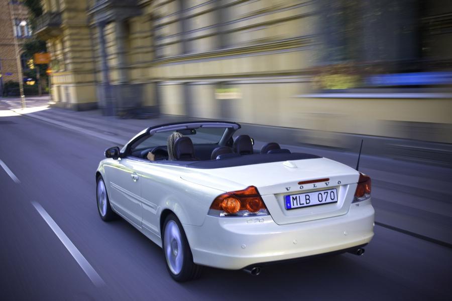  Volvo C70 T5 2009 года  (фото 12 из 45)